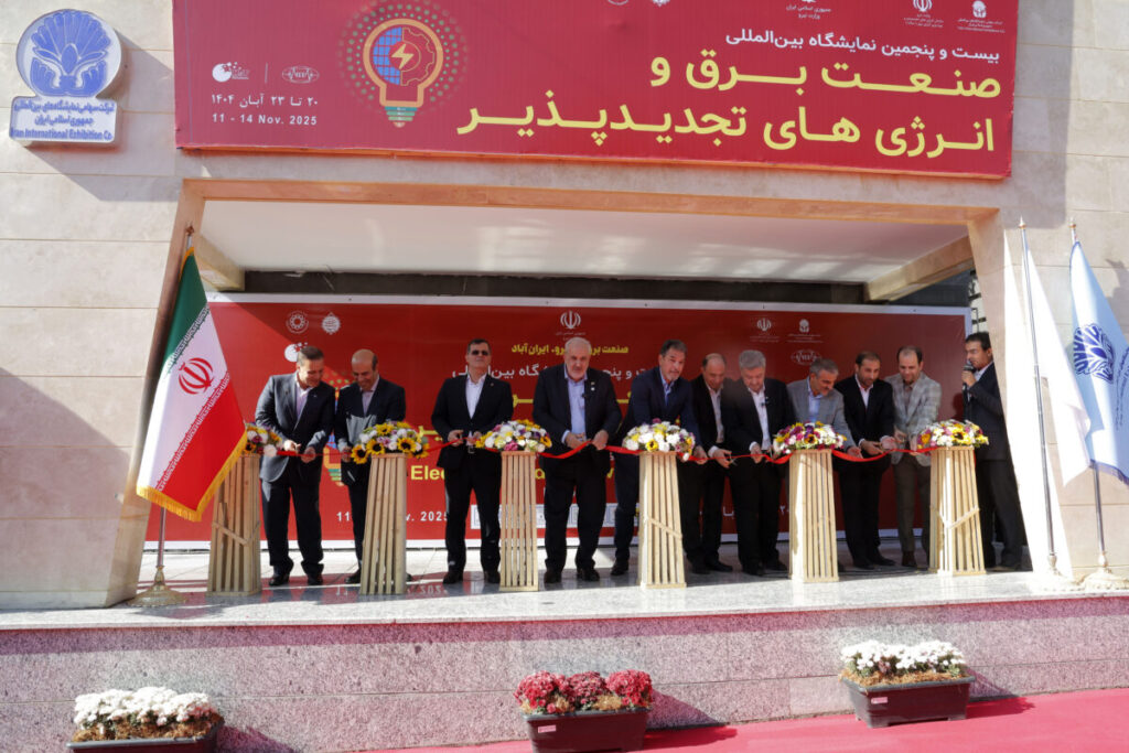 مروری کوتاه بر حضور توسعه یک مپنا در نمایشگاه صنعت برق، انرژی‌های تجدید پذیر و بهره وری انرژی ۱۴۰۴